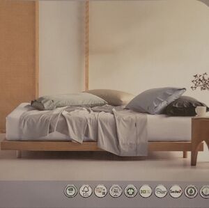 HB CLOUDLAND Elegant Queen 100% Bamboo Sateen White Bed Sheets. Hypo-allergenic